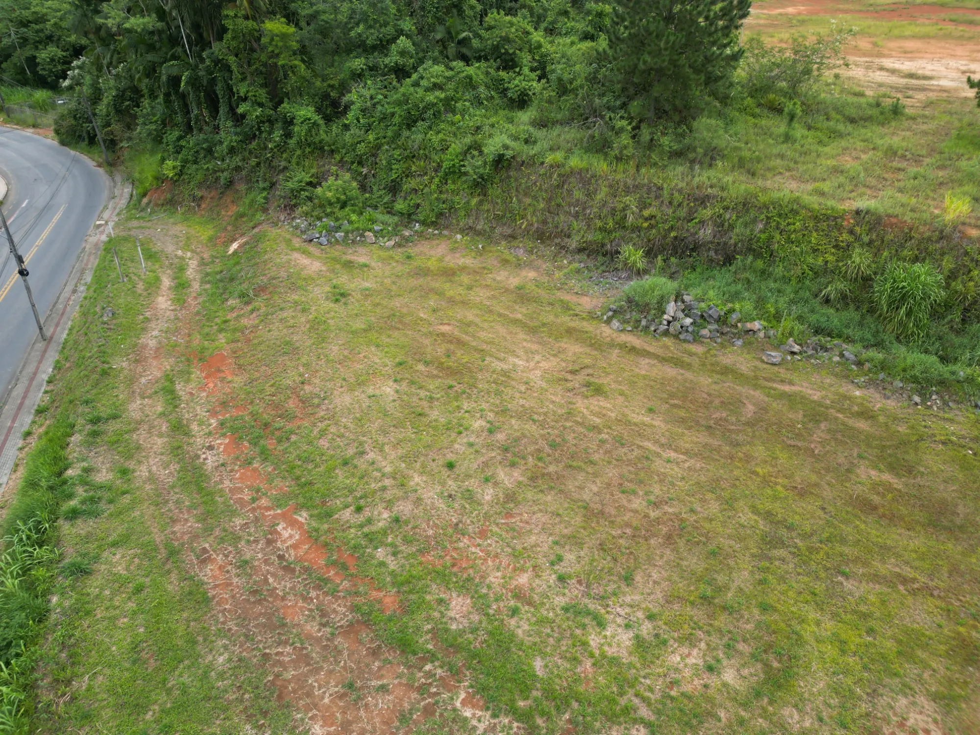 Terreno à venda, 5578m² na região do bairro Itoupavazinha, próximo à Rua Frederico Jensen, Blumenau — foto 5