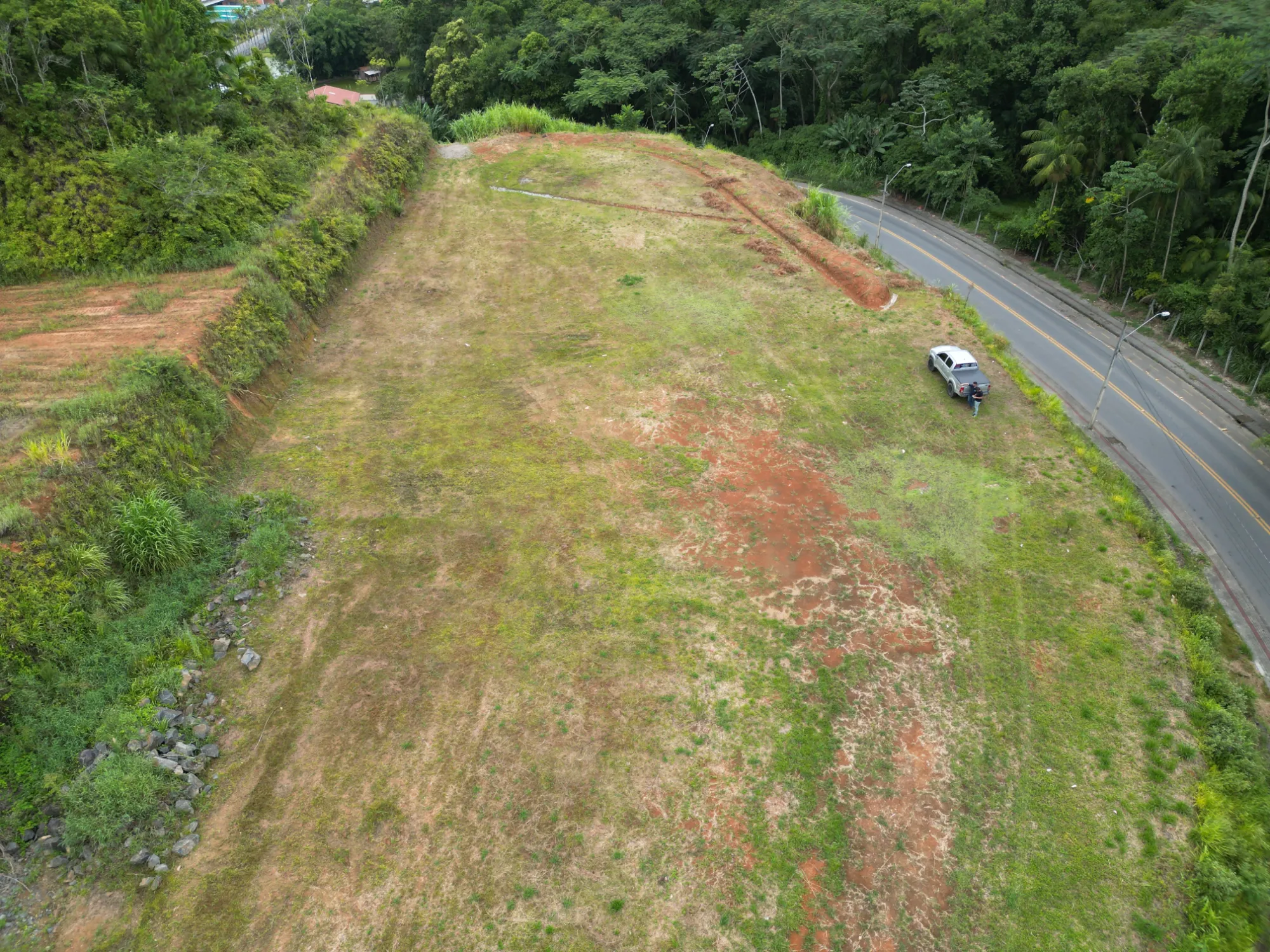 Terreno à venda, 5578m² na região do bairro Itoupavazinha, próximo à Rua Frederico Jensen, Blumenau — foto 4