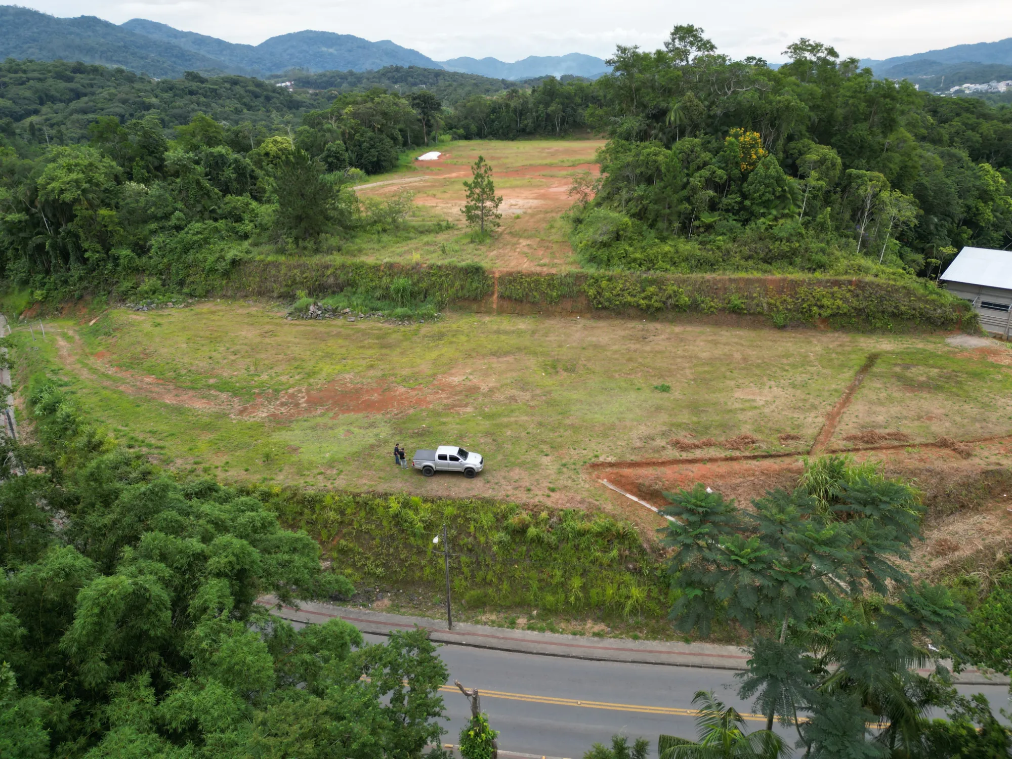 Terreno à venda, 5578m² na região do bairro Itoupavazinha, próximo à Rua Frederico Jensen, Blumenau — foto 3