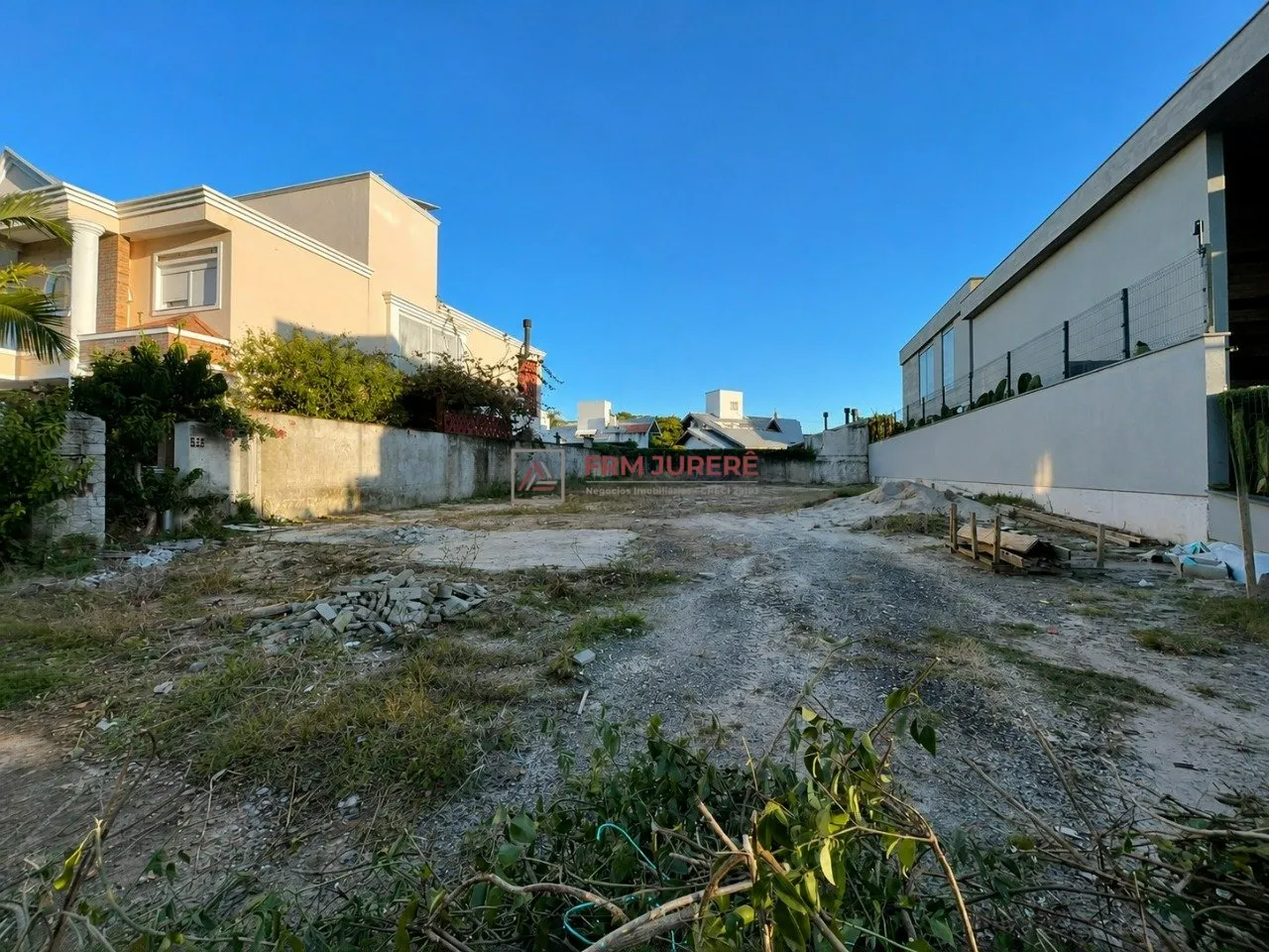 Terreno à venda, 450m² no Jurerê Internacional, Florianópolis - foto 1