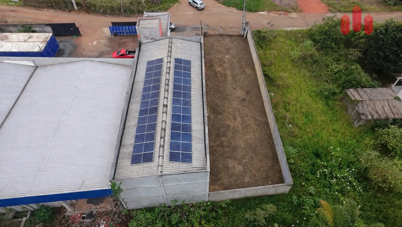 Galpão à venda, 10 vagas, 570m² na região do bairro Benedito, próximo à Rodovia Augusto Hasse, Indaial — foto 2