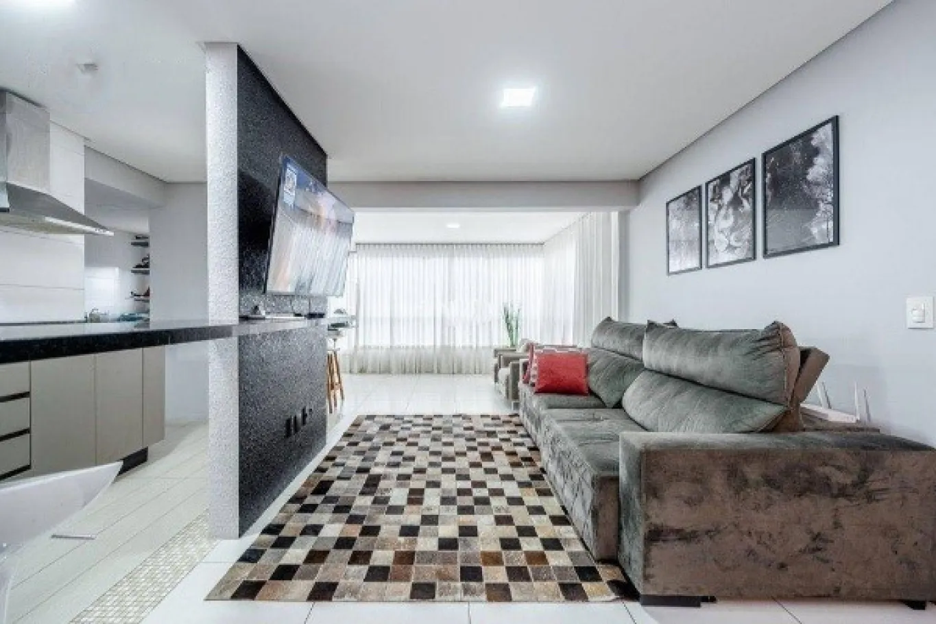 Apartamento em excelente localização no bairro Itoupava Norte, com 02 suites e 02 vagas de garagem. - foto 1