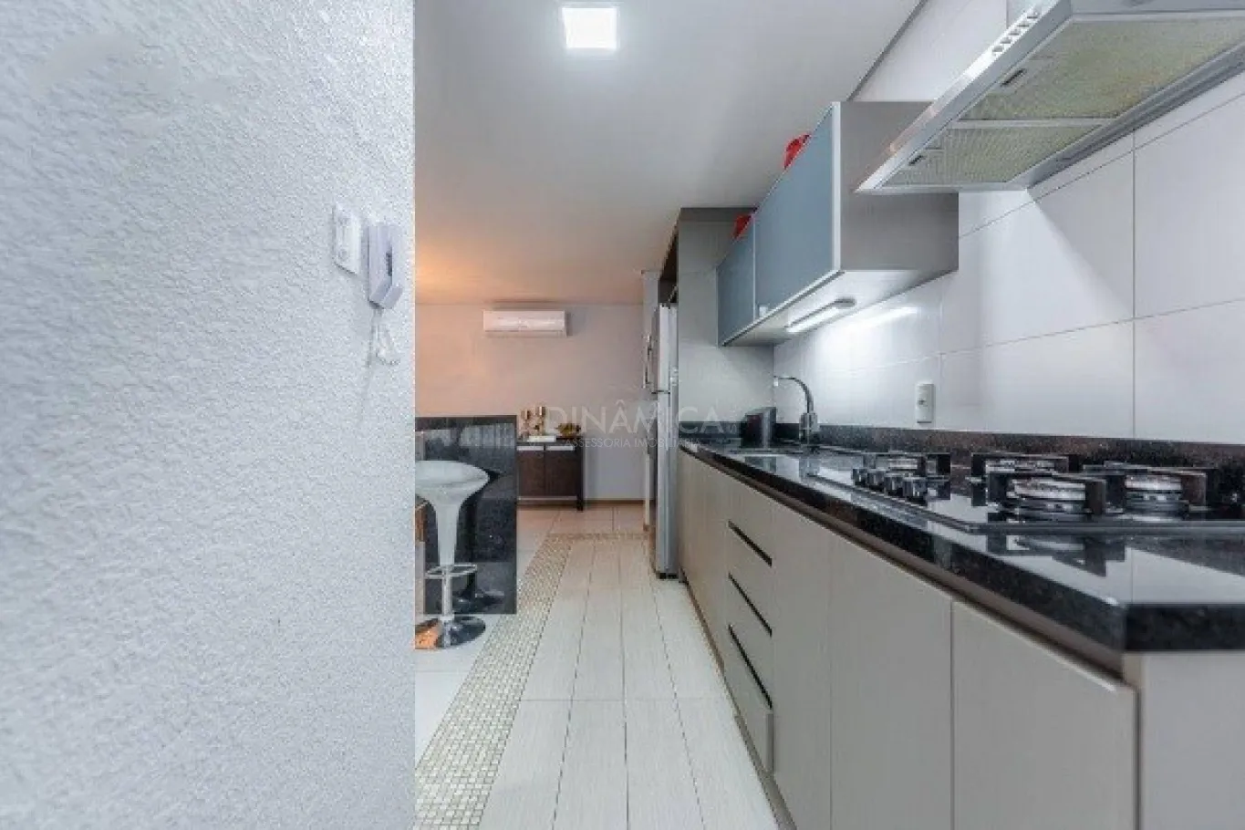 Apartamento em excelente localização no bairro Itoupava Norte, com 02 suites e 02 vagas de garagem. — foto 5