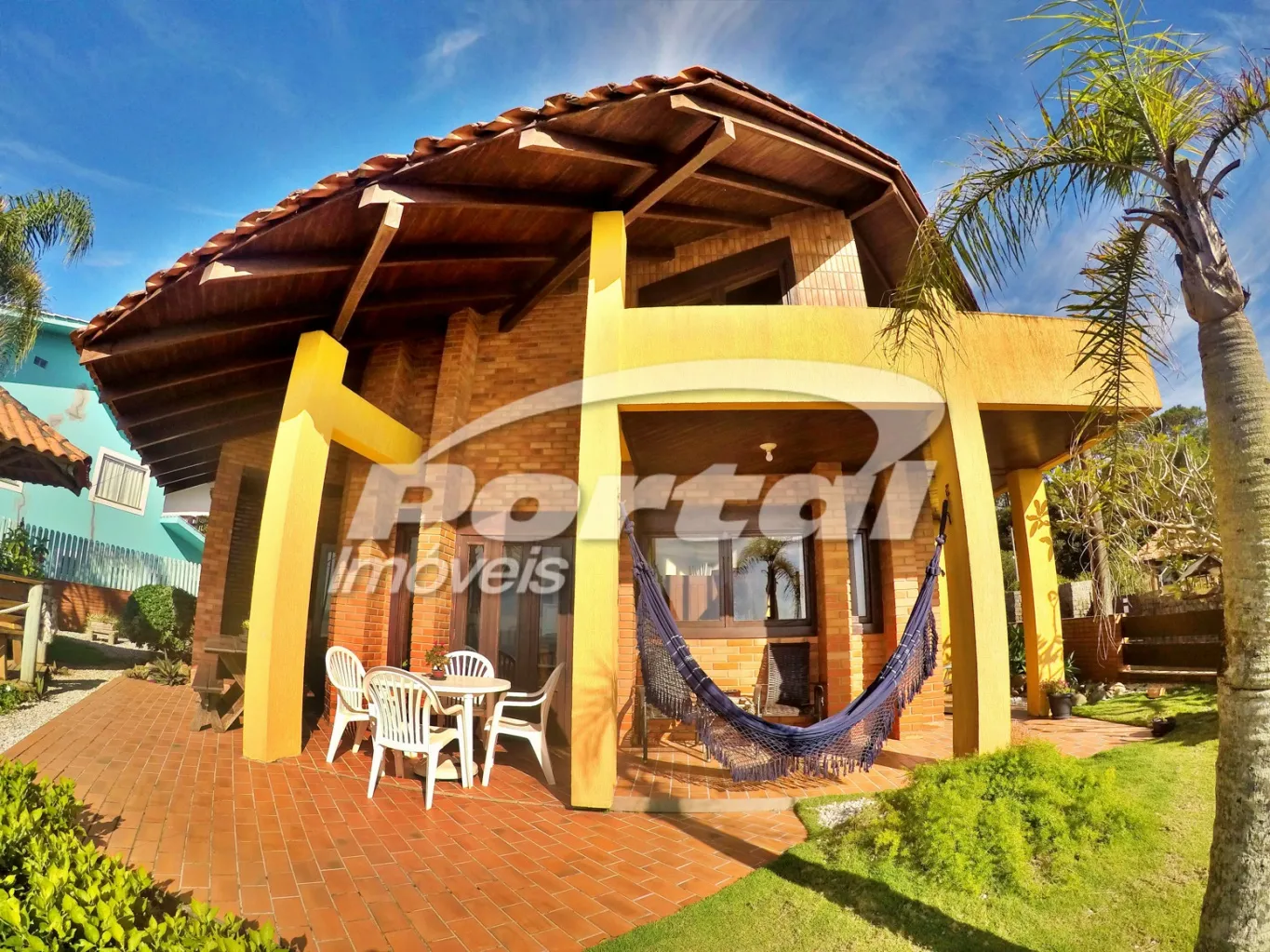 Excelente imóvel com 5 dormitórios, sendo 1 suíte a 50 metros do mar, no bairro Itacolomi em Balneário Piçarras/SC (Cód. 9774) — foto 3