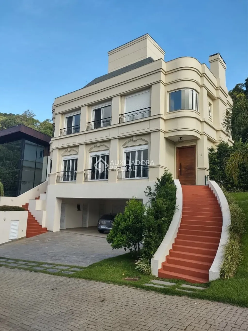 Casa à venda com 4 quartos e 4 suítes, 3 vagas, 514m² no Cacupé, Florianópolis - foto 1