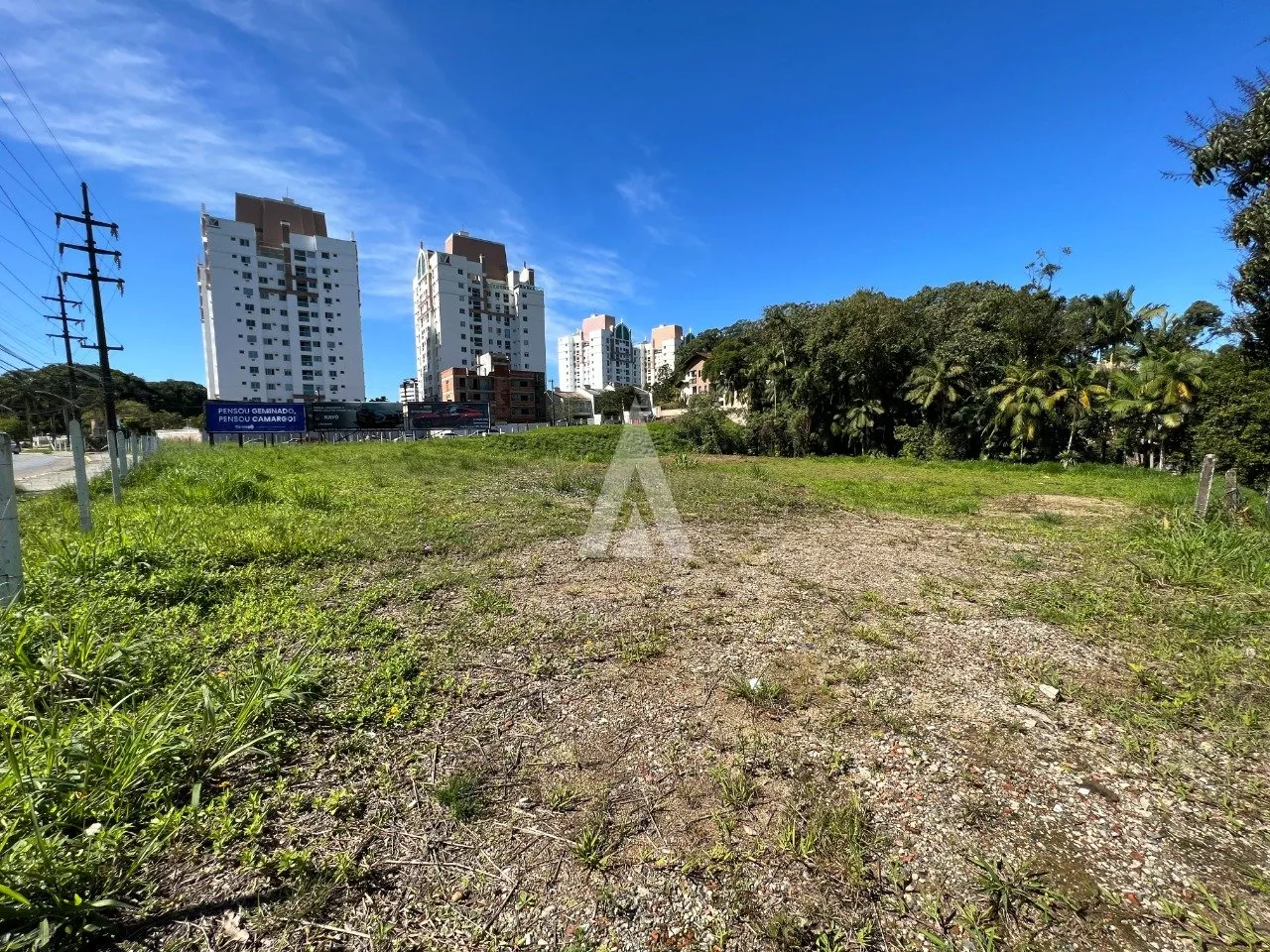 Terreno à venda no bairro Atiradores em Joinville, por R$ 3.850.000.00. - foto 1