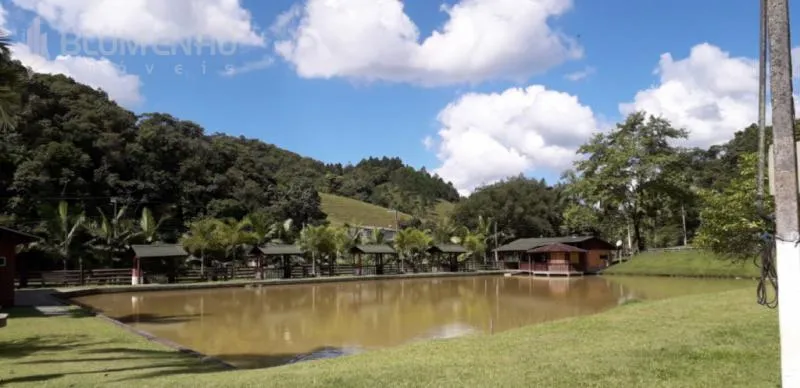 Lindo sítio na Vila Itoupava, com 50.366,24 m, 2 residências, 1 restaurante com bar completamente equipados e infra-estrutura para pesque-pague. — foto 2