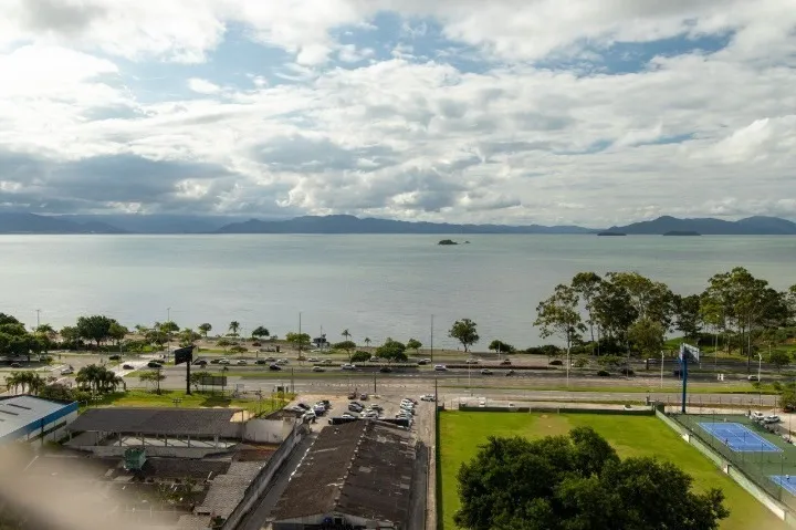 Apartamento à venda com 3 quartos e 1 suíte, 2 vagas, 111m² no Agronômica, Florianópolis - foto 1