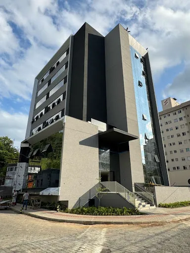 Sala/Escritório para alugar, 4 vagas, 374m² no Vila Nova, Blumenau - foto 1