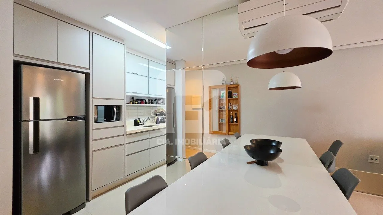Apartamento à venda com 2 quartos e 1 suíte, 2 vagas, 70m² na Rua Salvatina Feliciana dos Santos no Itacorubí, Florianópolis — foto 4