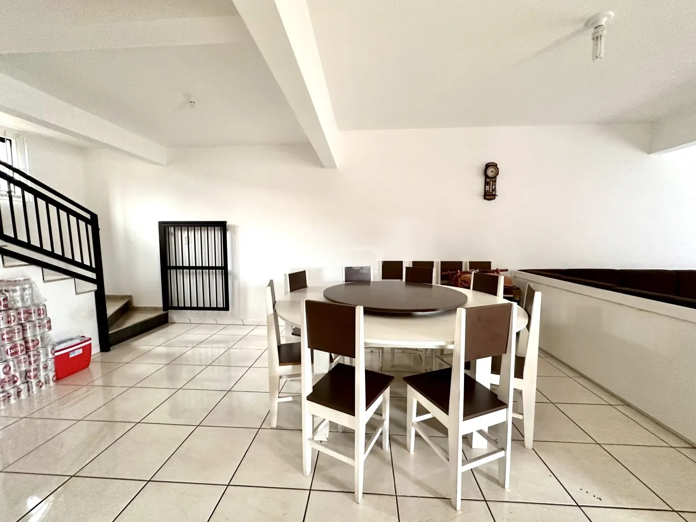Excelente sobrado com 4 quartos, sendo 1 suíte no bairro armação do itapocoroi em Penha/SC. (Cód. 10004) — foto 7