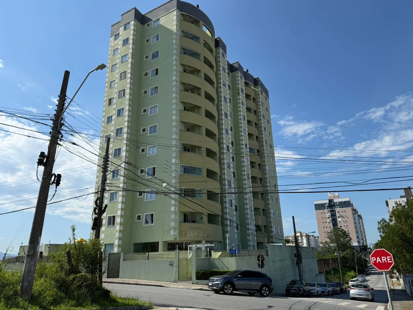 Apartamento à venda com 2 quartos e 1 suíte, 1 vaga, 72m² no Jardim Cidade de Florianópolis, São José - foto 1