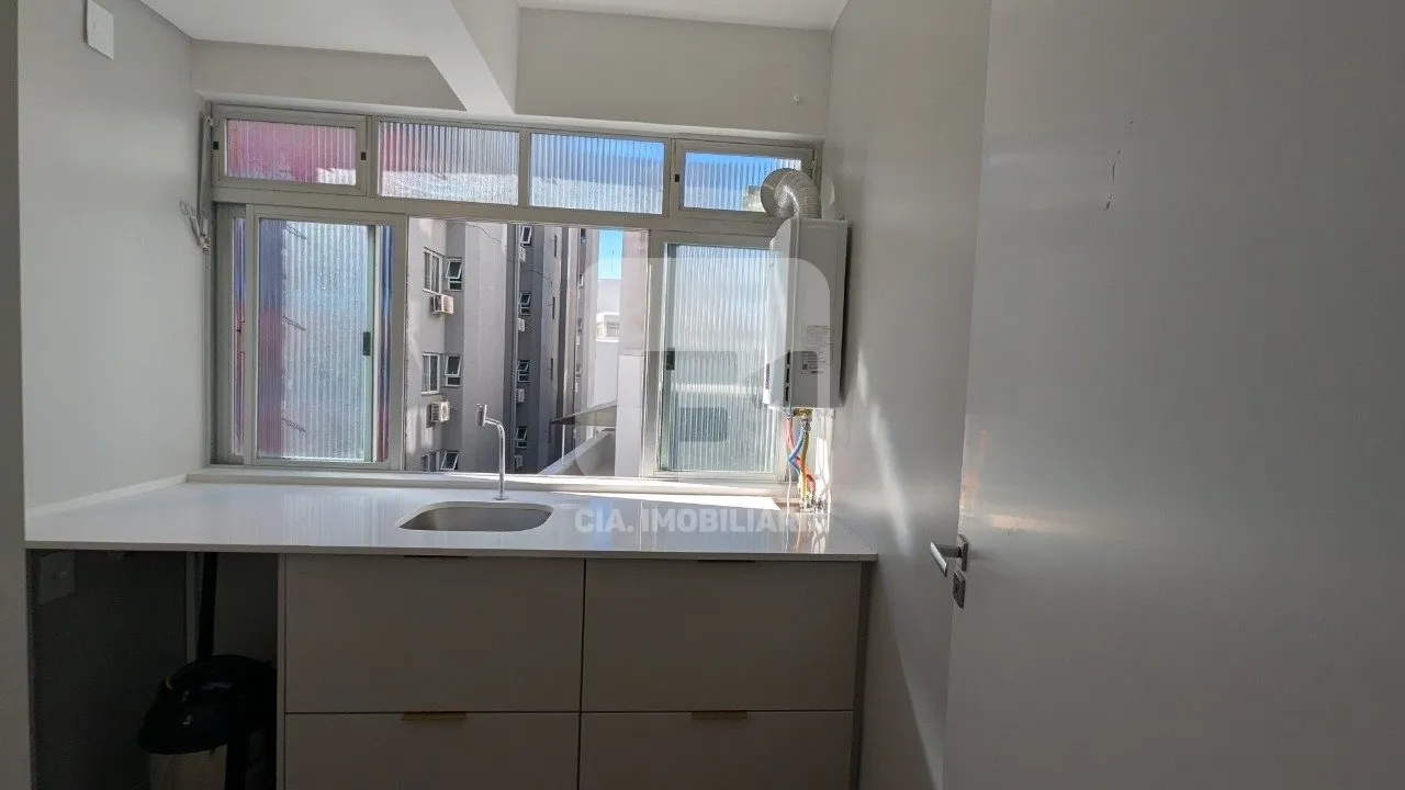 Apartamento à venda com 4 quartos e 1 suíte, 1 vaga, 129m² na Rua Padre Roma no Centro, Florianópolis — foto 4