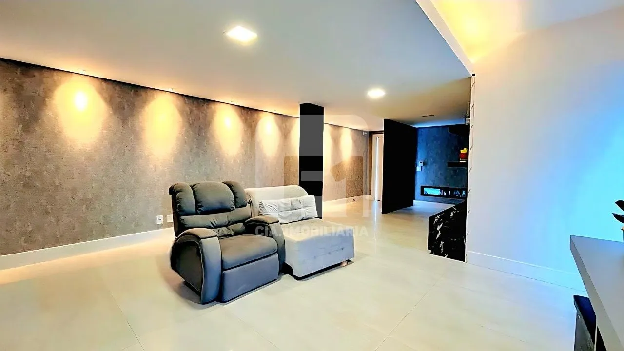 Casa à venda com 4 quartos e 2 suítes, 3 vagas, 305m² na Rua José Francisco Dias Areias no Trindade, Florianópolis — foto 6