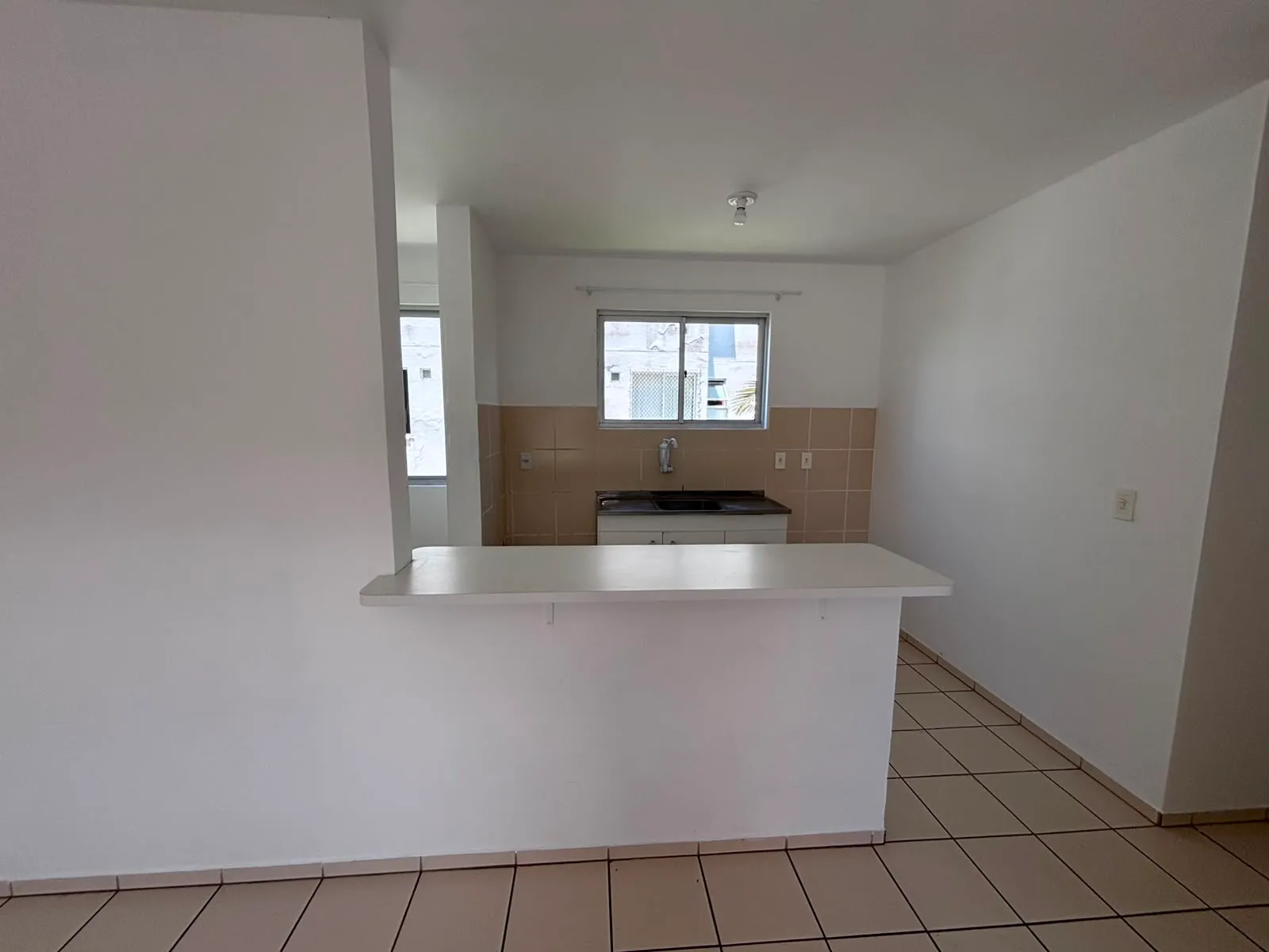 Apartamento à venda com 3 quartos, 1 vaga, 58m² na Rua Mathias Schell no Sertão do Maruim, São José