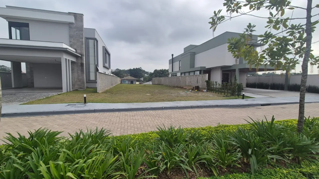 Terreno à venda, 438m² no Glória, Joinville - foto 1
