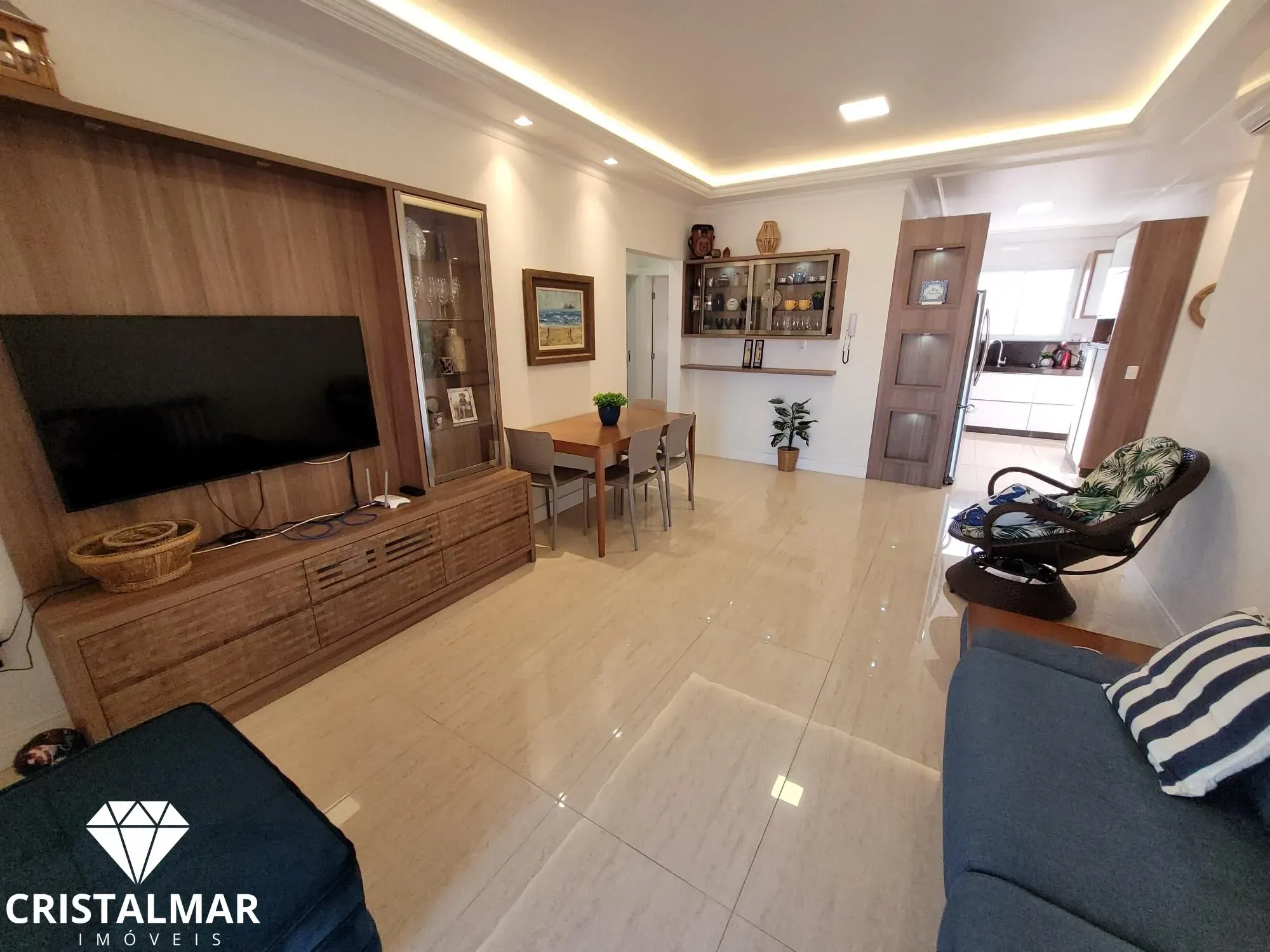 Apartamento novo com 3 dormitórios pertinho do mar - foto 1