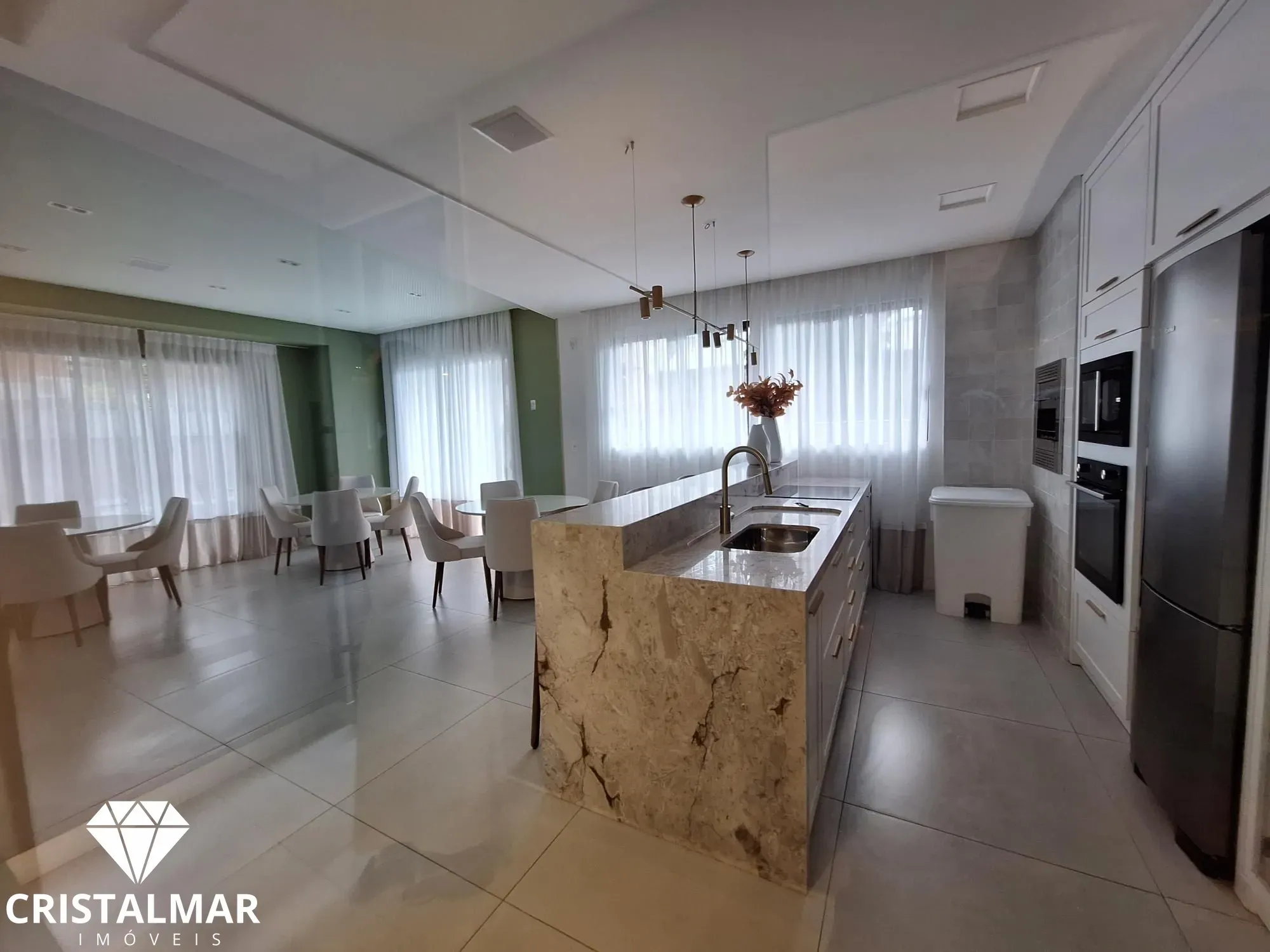 APARTAMENTO NOVINHO E BEM PERTINHO DO MAR DE BOMBAS. — foto 7