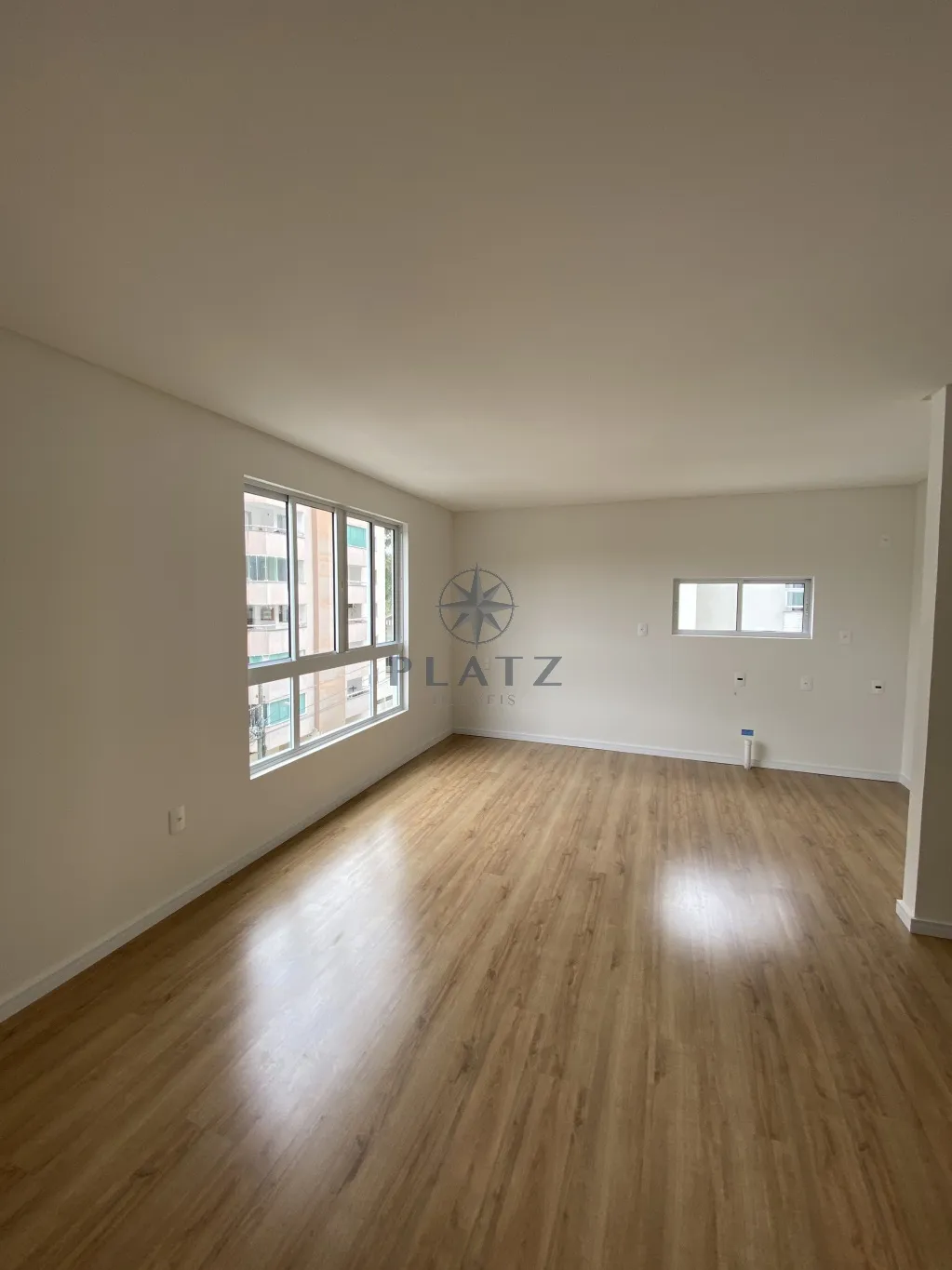Apartamento novo todo mobiliado e decorado conforme fotos do projeto em anexo. Apartamento contendo 1 suíte + lavabo e 1 vaga de garagem. — foto 3