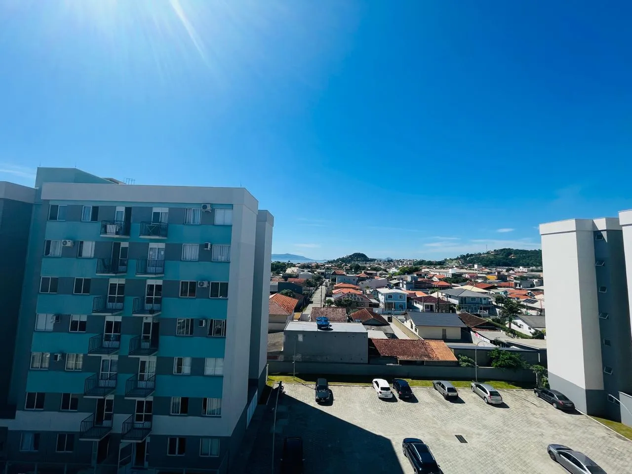 Apartamento à venda com 2 quartos, 1 vaga, 43m² no Praia João Rosa, Biguaçu - foto 1