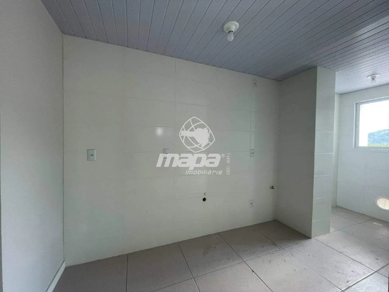 Apartamento à venda com 2 quartos, 1 vaga, 57m² na região do bairro Warnow, próximo à Rua Marechal Deodoro da Fonseca, Indaial — foto 2