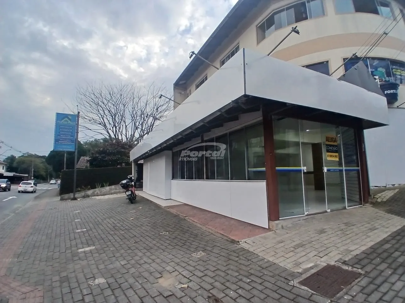 Loja para alugar, 202m² no Salto Weissbach, Blumenau - foto 1