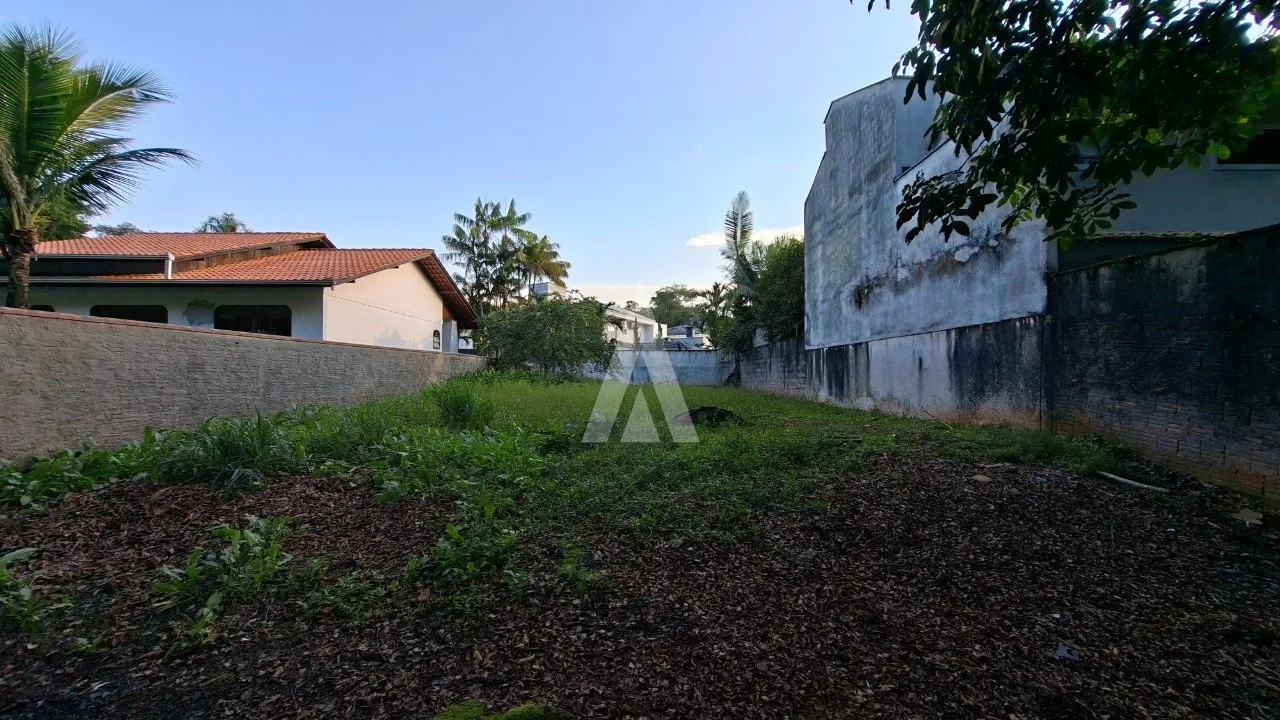 Terreno à venda, 410m² no Bom Retiro, Joinville - foto 1