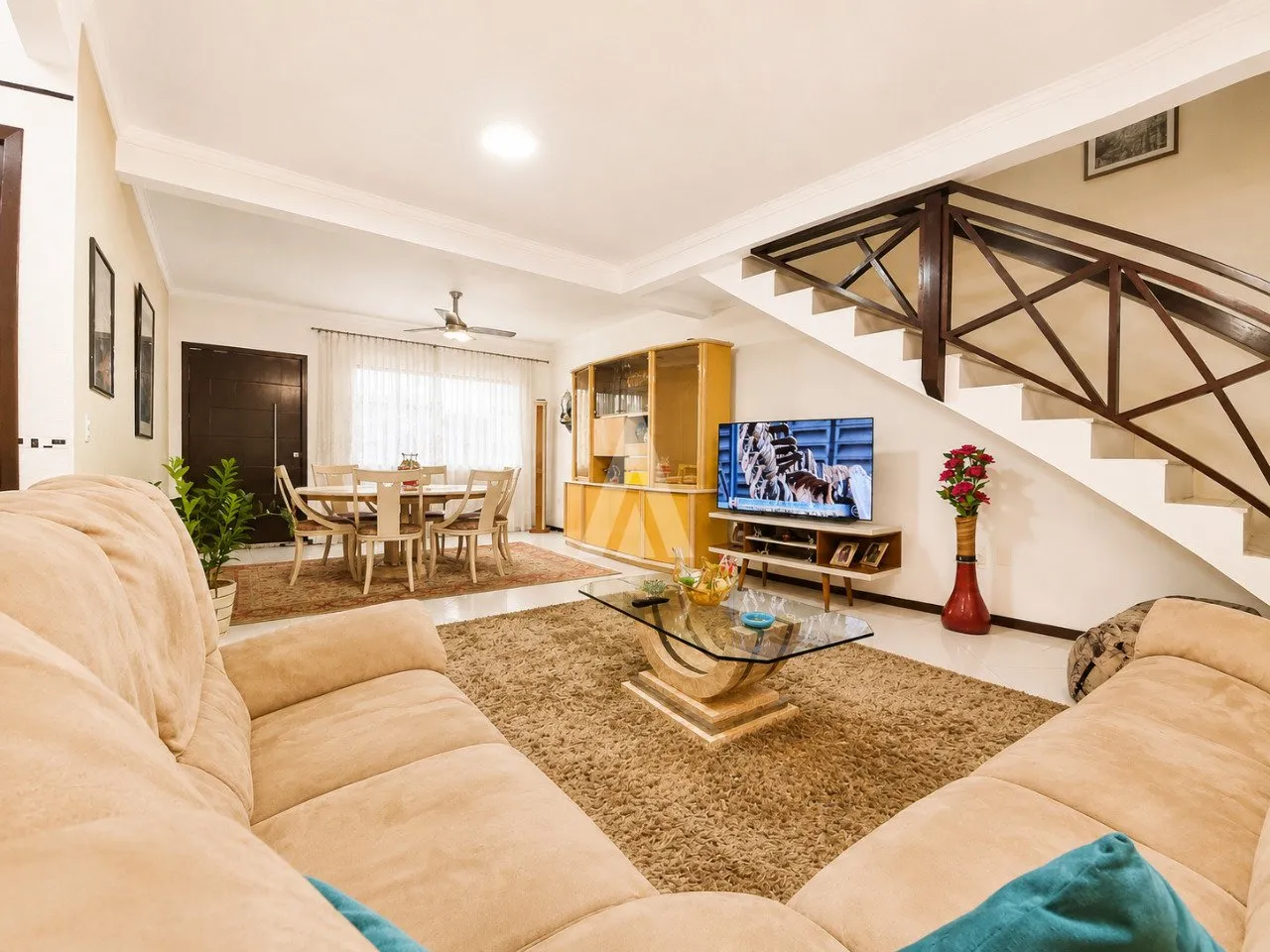 Casa à venda com 3 quartos, 2 vagas, 185m² na região do bairro Saguaçú, próximo à Rua Indaial, Joinville — foto 6