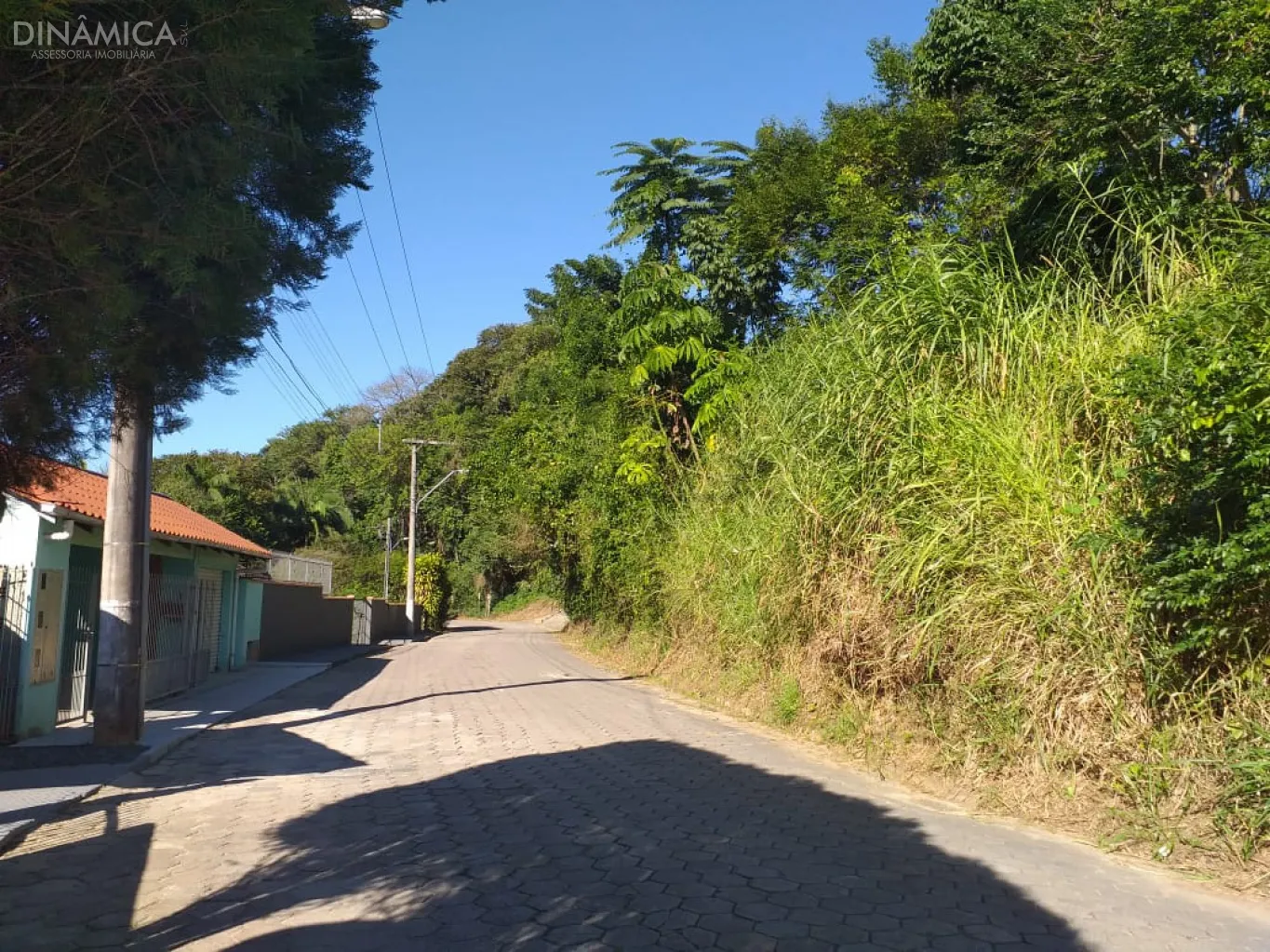 Terreno 684 m 2 no Bairro Salto!
Localização bem próxima Rua Bahia!
Pode ser construído Sobrados ou Ponto Comercial! — foto 4