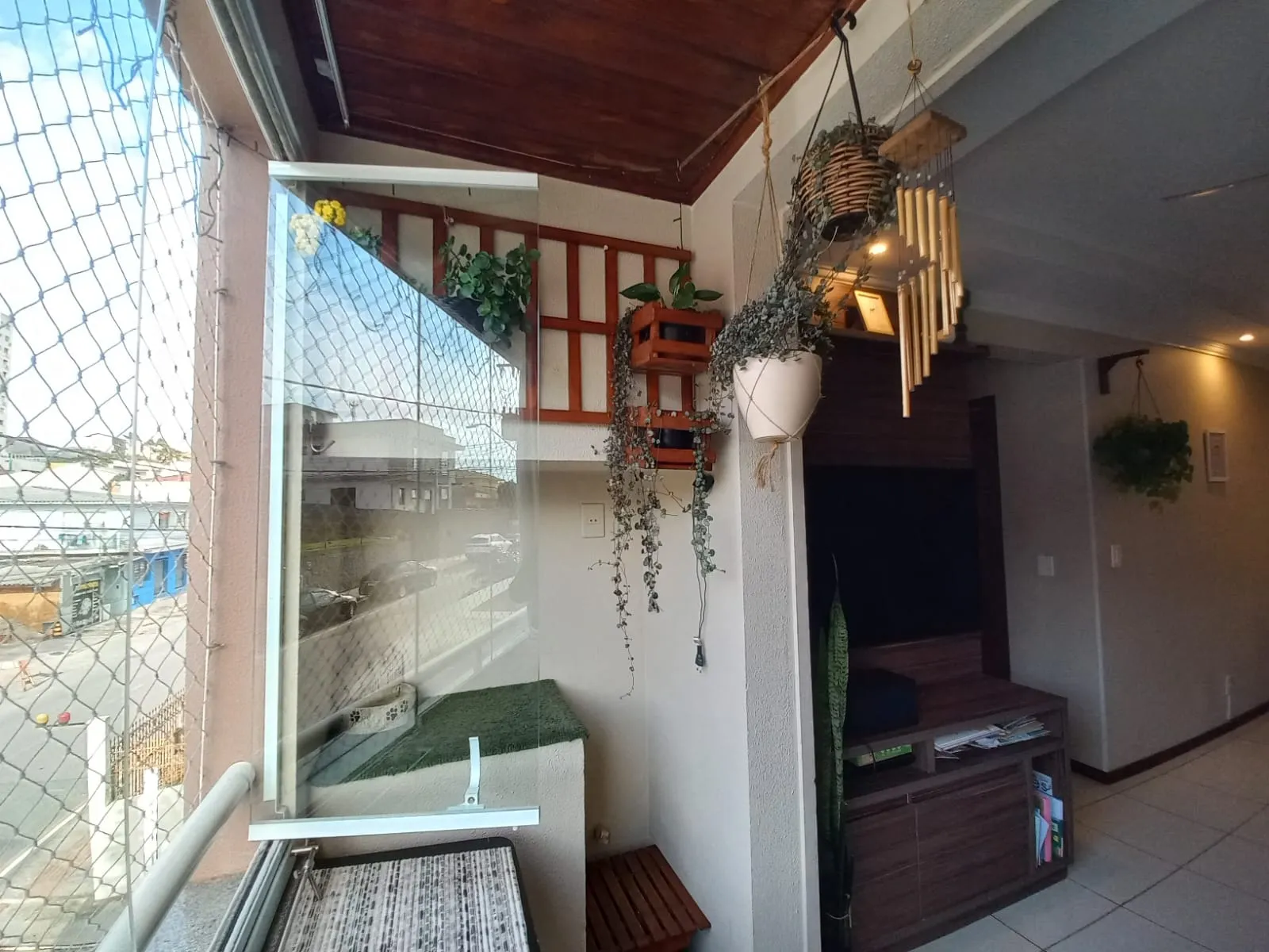 Apartamento à venda com 2 quartos, 1 vaga, 58m² na Rua Hidalgo Araújo no Jardim Cidade de Florianópolis, São José