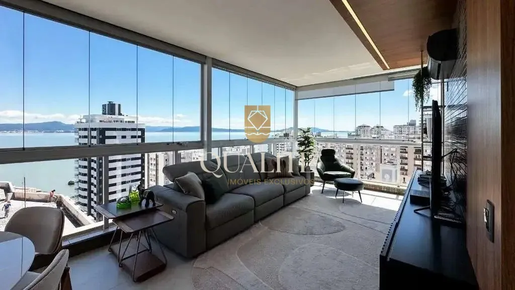 Apartamento à venda com 3 quartos e 3 suítes, 3 vagas, 397m² no Agronômica, Florianópolis - foto 1