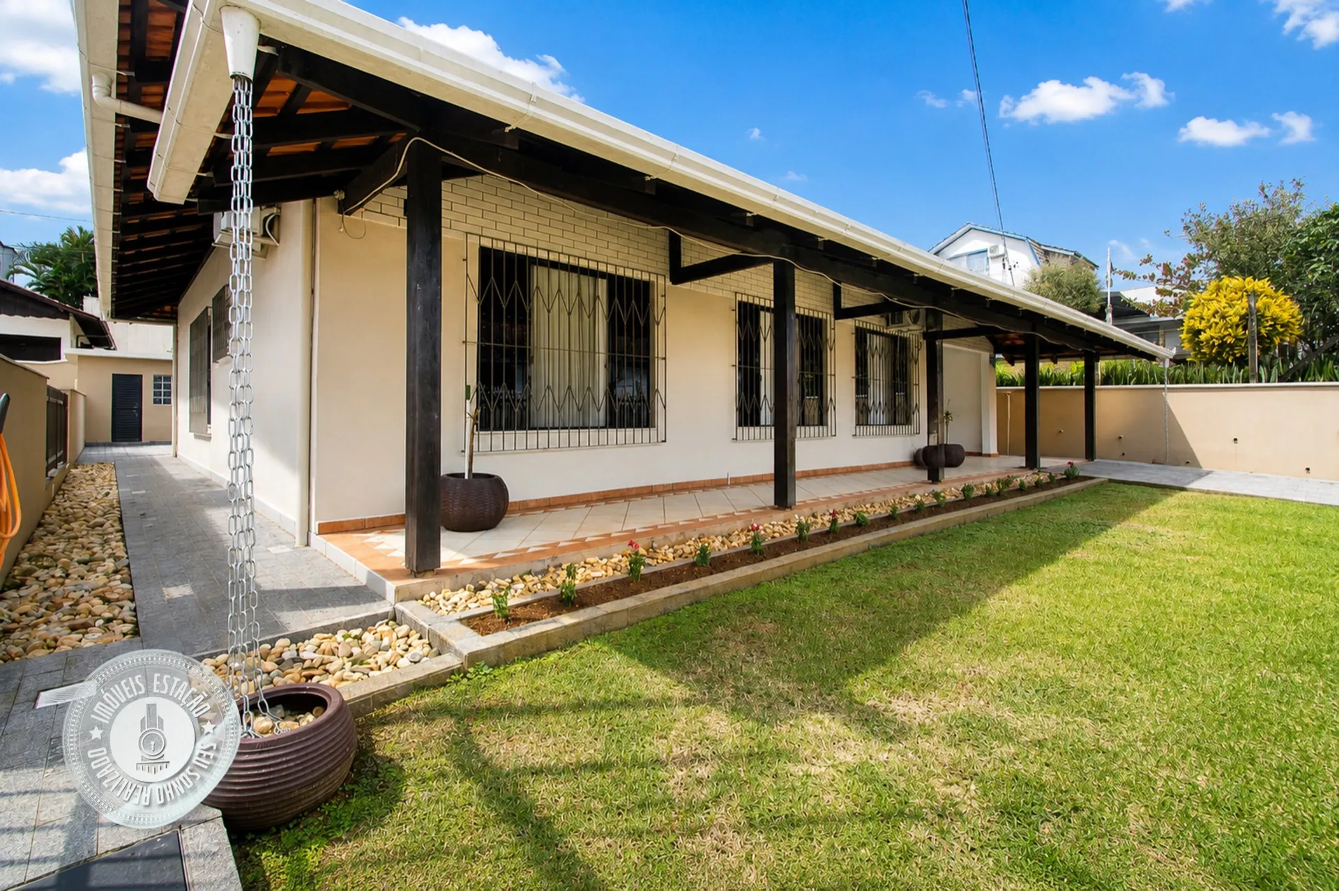 Casa à venda com 4 quartos e 1 suíte, 4 vagas, 568m² no Vorstadt, Blumenau - foto 1