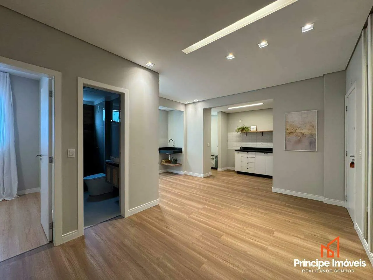 Apartamento à venda com 2 quartos, 1 vaga, 54m² no Anita Garibaldi, Joinville - foto 1