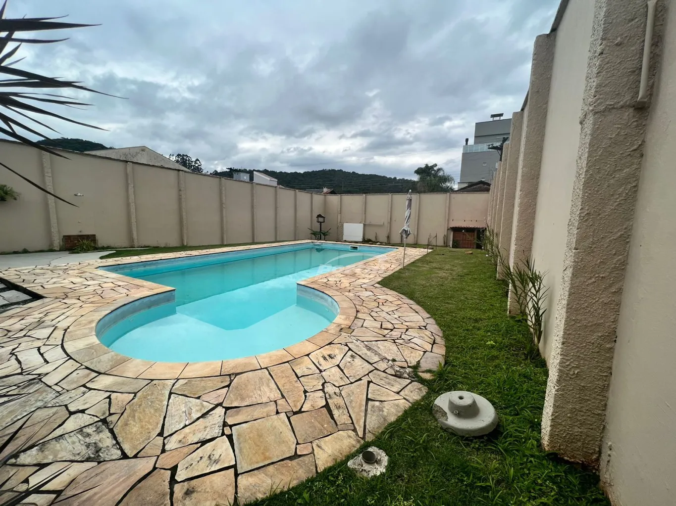 Residência no Bairro Vorstadt, com aproximadamente 315,00 m de área construída no Loteamento City Figueiras — foto 3