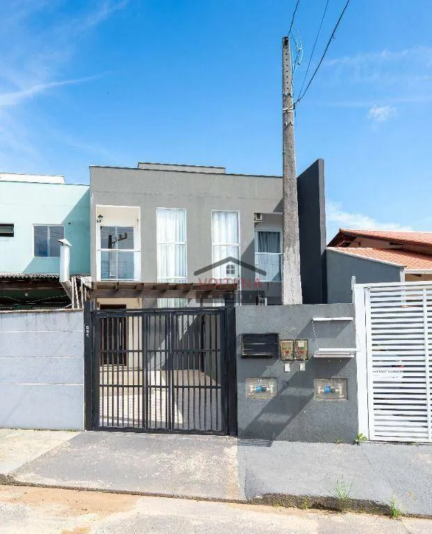 Casa à venda com 2 quartos, 1 vaga, 56m² no Adhemar Garcia, Joinville - foto 1