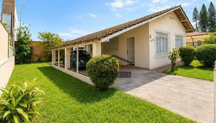 Casa à venda com 3 quartos, 1 vaga, 349m² no Bucarein, Joinville - foto 1