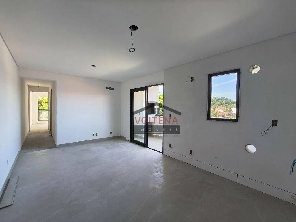 Apartamento à venda com 2 quartos e 1 suíte, 1 vaga, 58m² no Bucarein, Joinville — foto 2