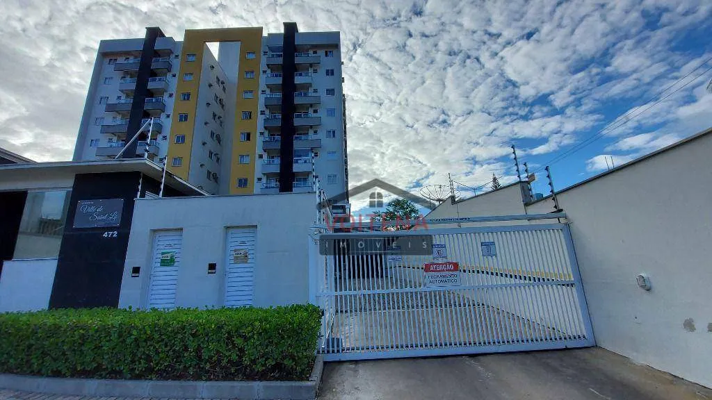 Apartamento para alugar com 2 quartos, 1 vaga, 56m² no Iririú, Joinville - foto 1