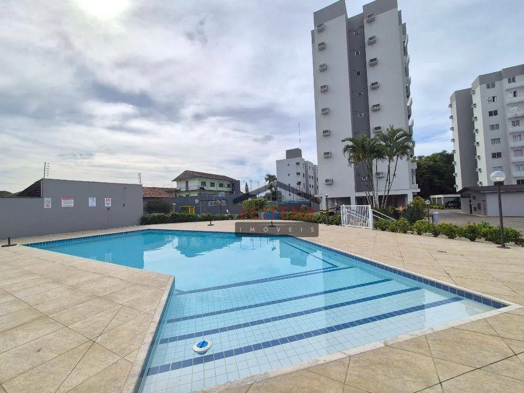Apartamento para alugar com 2 quartos, 1 vaga, 60m² no Bom Retiro, Joinville - foto 1