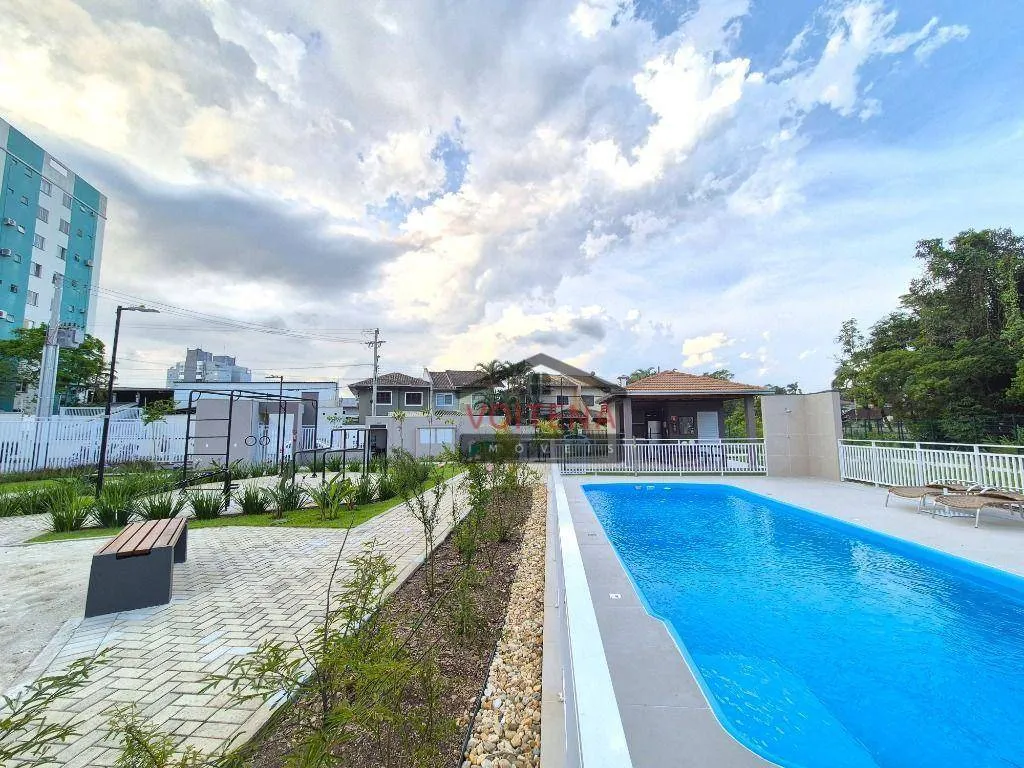 Apartamento à venda com 2 quartos, 1 vaga, 50m² no Santo Antônio, Joinville - foto 1