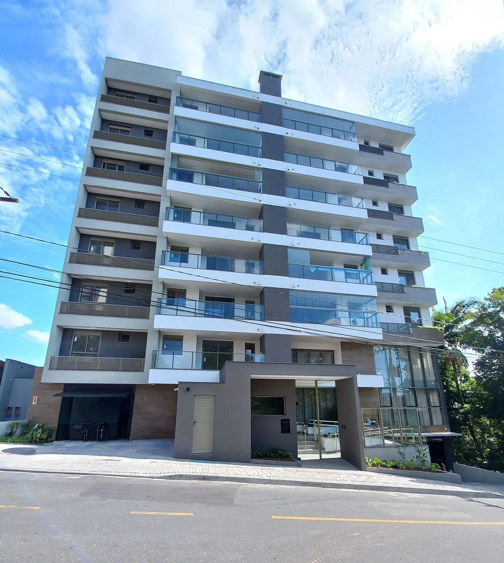 Apartamento à venda com 3 quartos e 1 suíte, 1 vaga, 92m² no Costa e Silva, Joinville - foto 1
