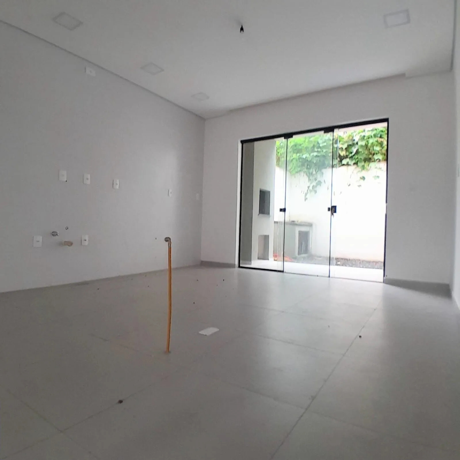 Casa à venda com 3 quartos e 1 suíte, 1 vaga, 110m² na Avenida Antônio Ramos Alvim no Floresta, Joinville — foto 7