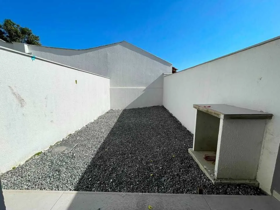 Casa à venda com 2 quartos e 2 suítes, 2 vagas, 75m² na Rua Copacabana no Floresta, Joinville — foto 3