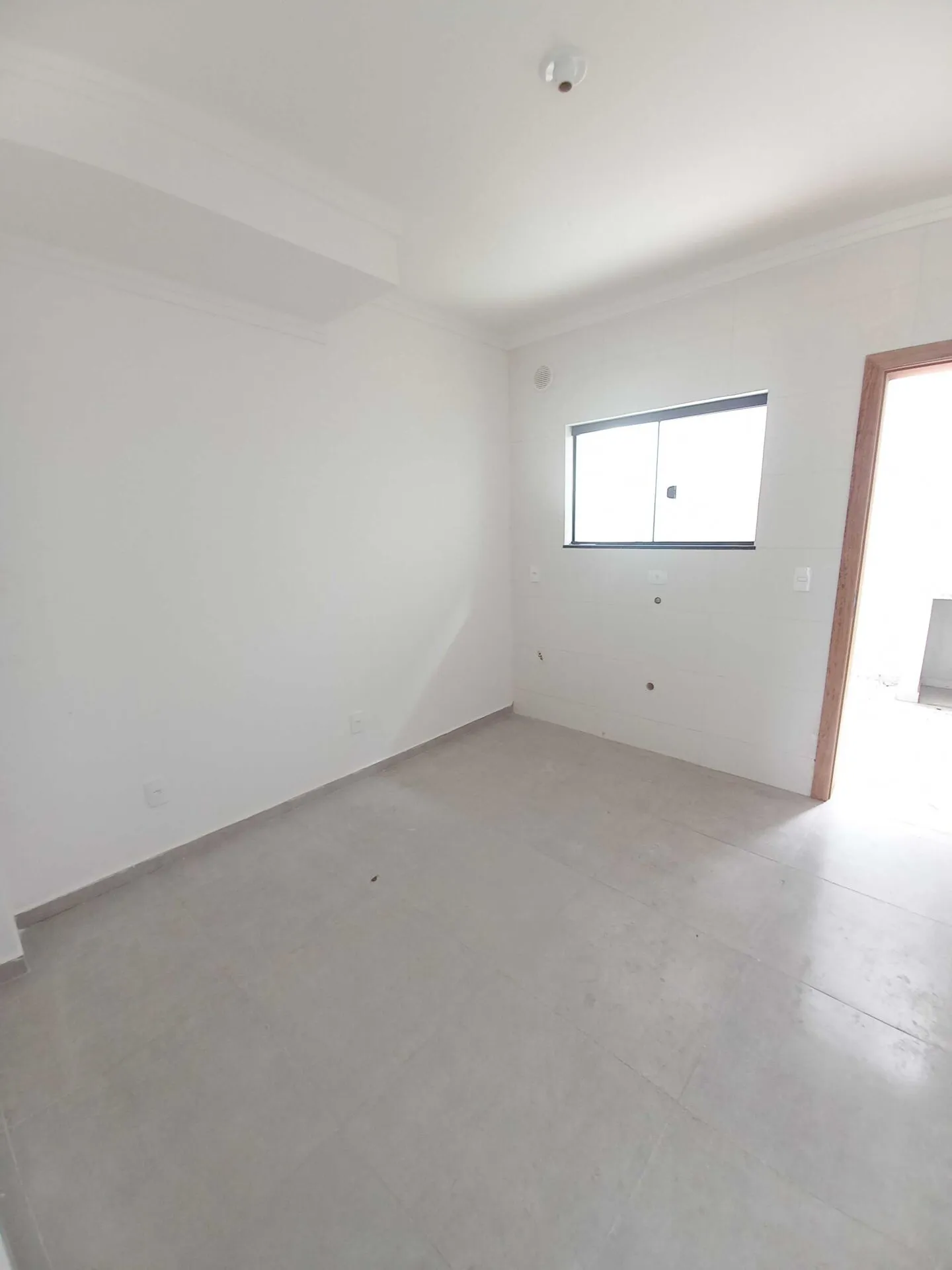Casa à venda com 2 quartos, 1 vaga, 65m² na Rua Santa Catarina no Floresta, Joinville — foto 3