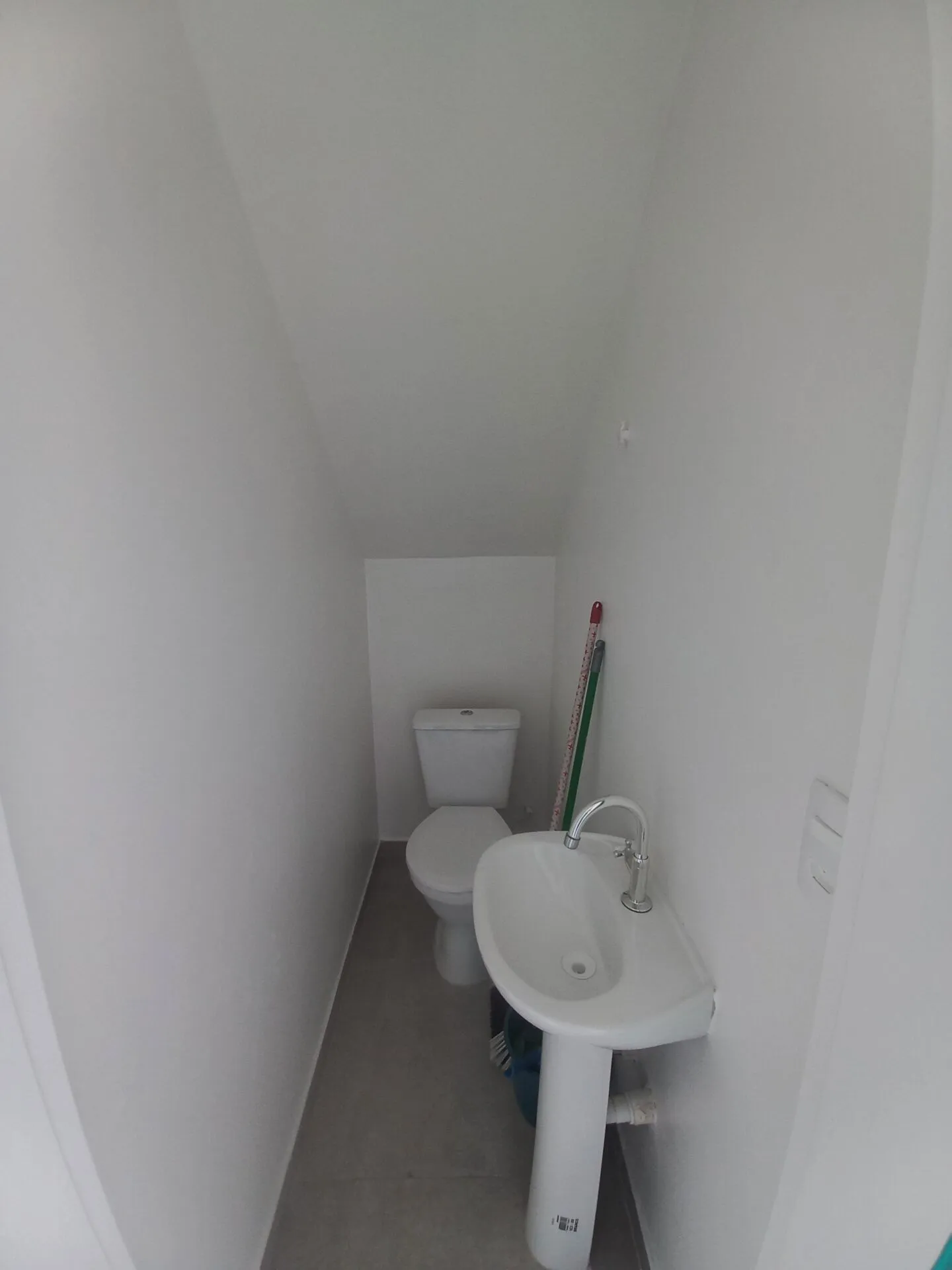 Casa à venda com 2 quartos, 1 vaga, 65m² na Rua Santa Catarina no Floresta, Joinville — foto 5