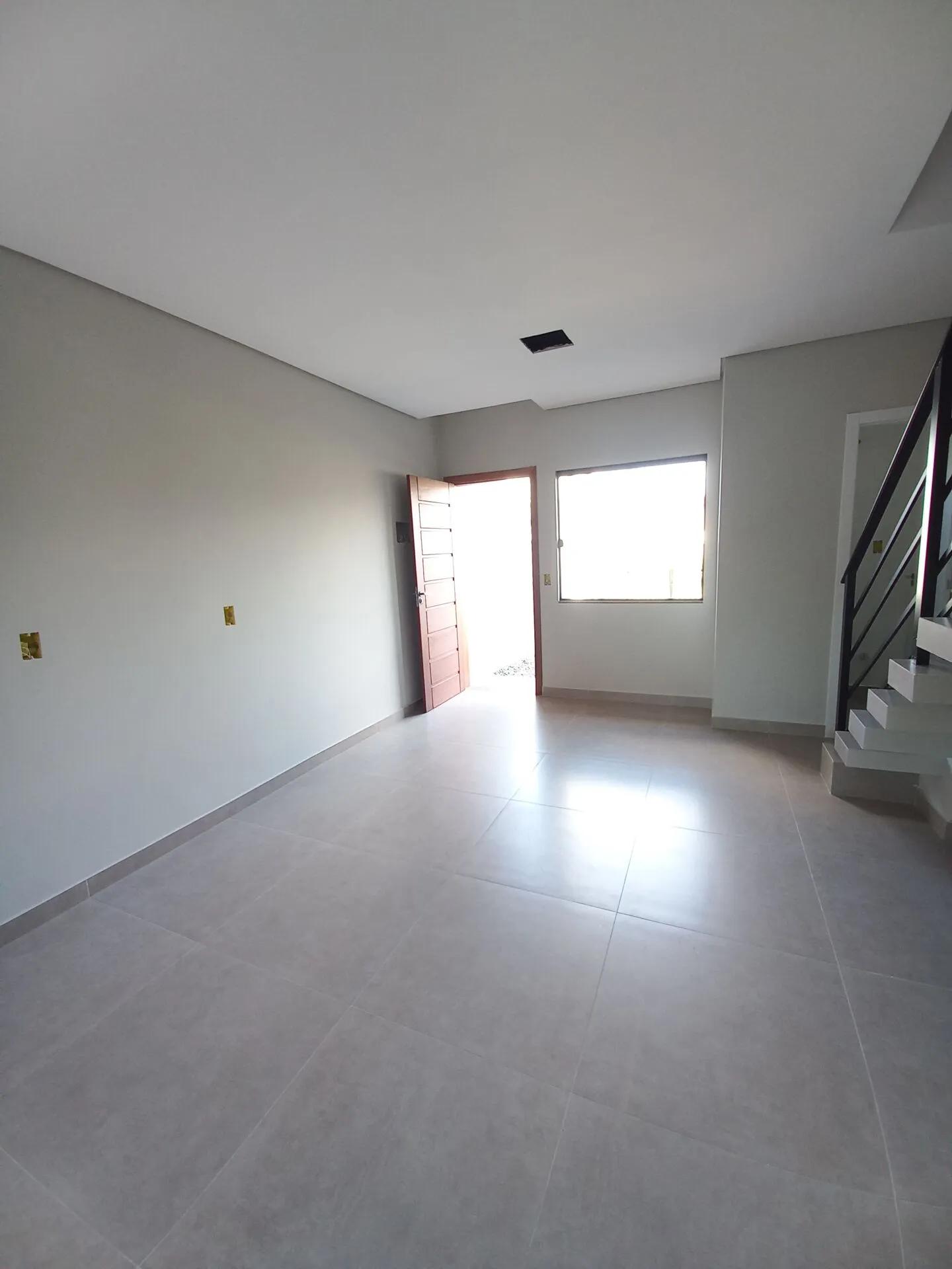Casa à venda com 2 quartos e 2 suítes, 1 vaga, 80m² na Rua São Firmino no Vila Nova, Joinville — foto 3