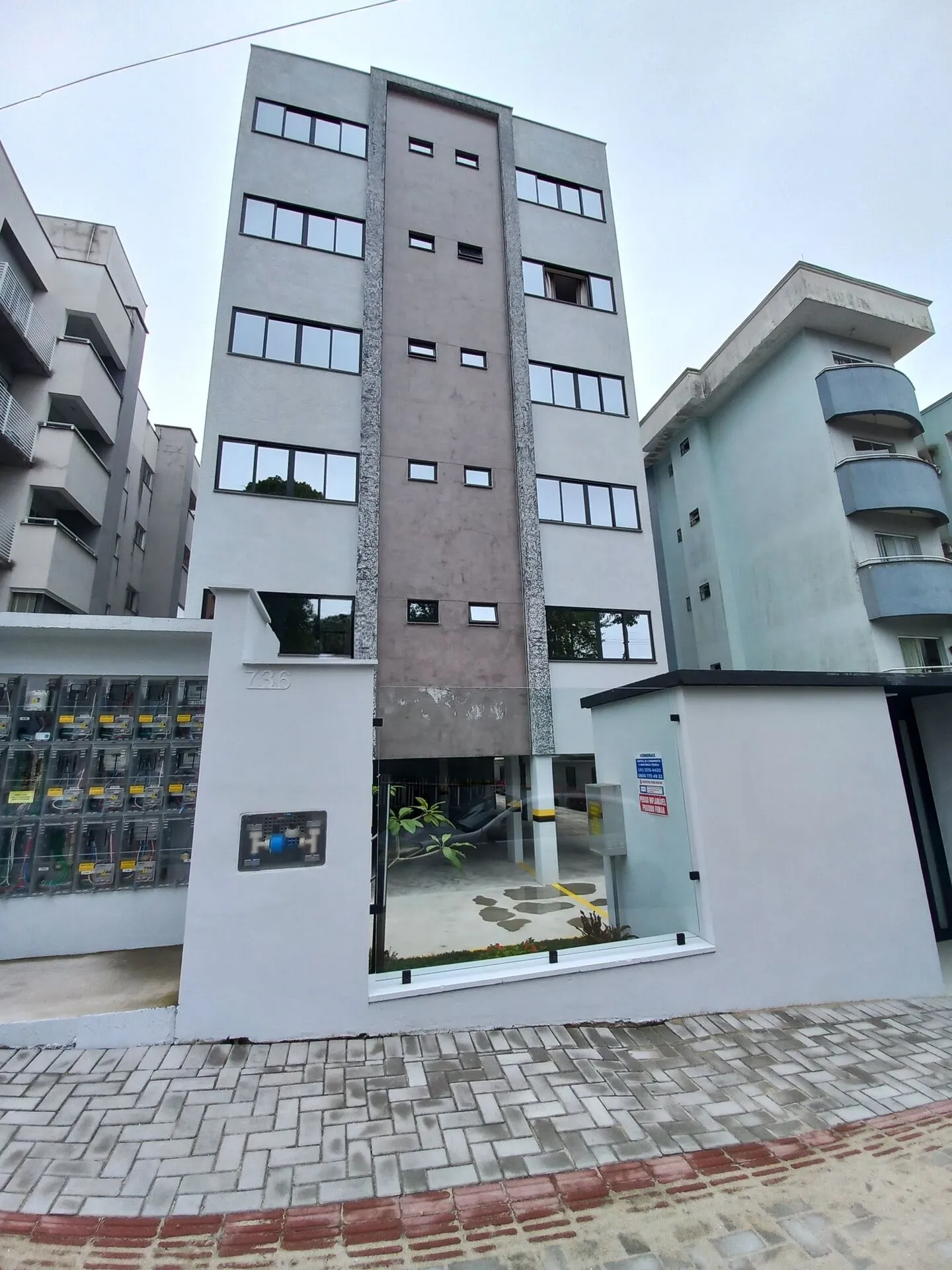 Apartamento à venda com 2 quartos e 2 suítes, 1 vaga, 74m² no Costa e Silva, Joinville - foto 1