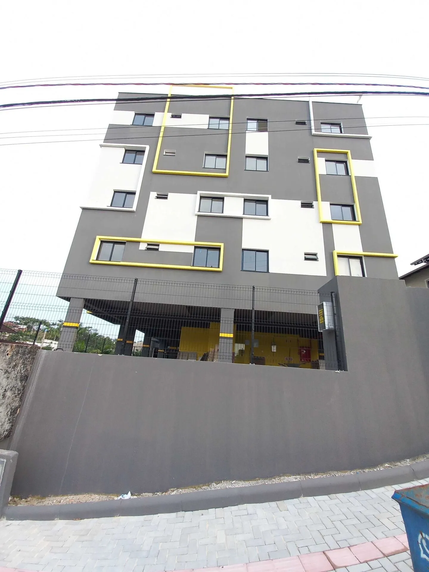 Apartamento à venda com 2 quartos, 1 vaga, 46m² no Nova Brasília, Joinville - foto 1