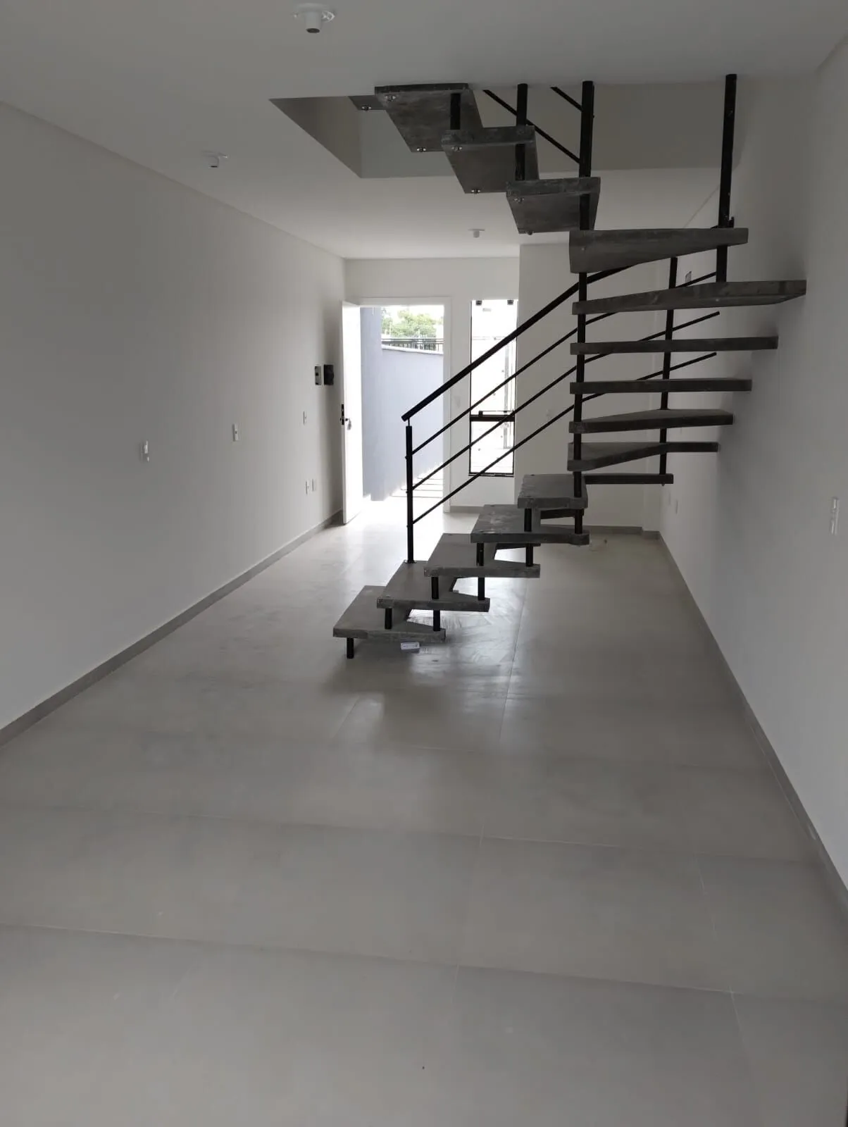 Casa à venda com 2 quartos e 2 suítes, 2 vagas, 79m² na Rua São Firmino no Vila Nova, Joinville — foto 4
