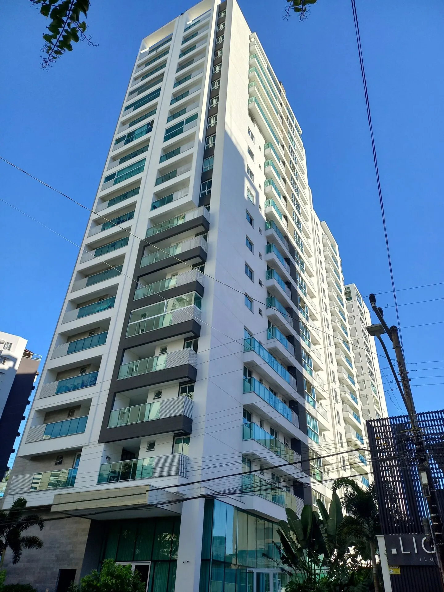 Apartamento à venda com 2 quartos e 1 suíte, 1 vaga, 77m² no Atiradores, Joinville - foto 1